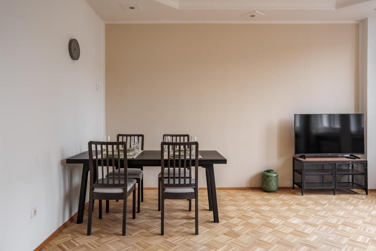 Flats 4 You, Moderne City Wohnung Naehe Hbf, Due-Messe 20 Min, Netflix, Kueche Дуйсбург Экстерьер фото