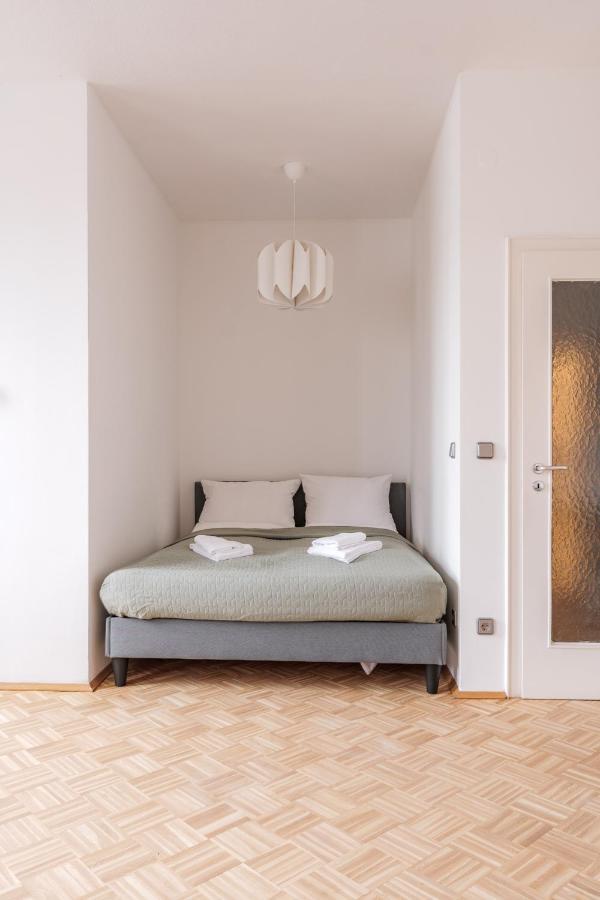 Flats 4 You, Moderne City Wohnung Naehe Hbf, Due-Messe 20 Min, Netflix, Kueche Дуйсбург Экстерьер фото